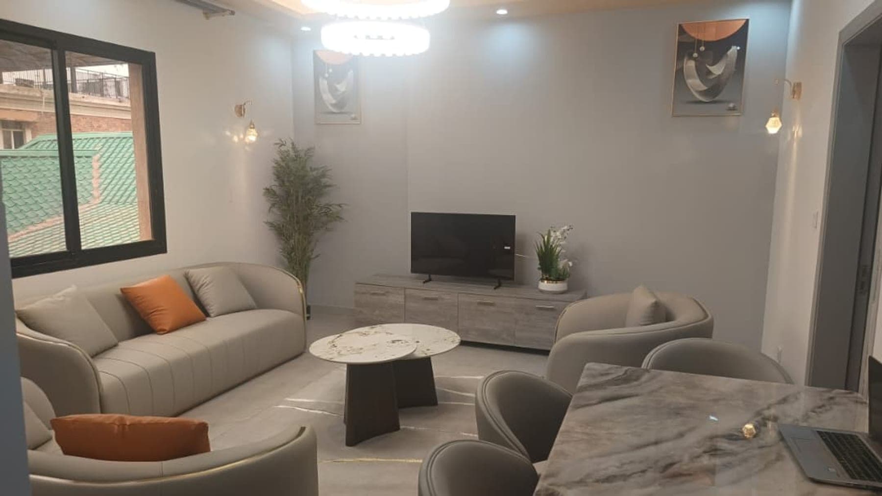 Salon et salle à manger d'un appartement SBK MULTISERVICES